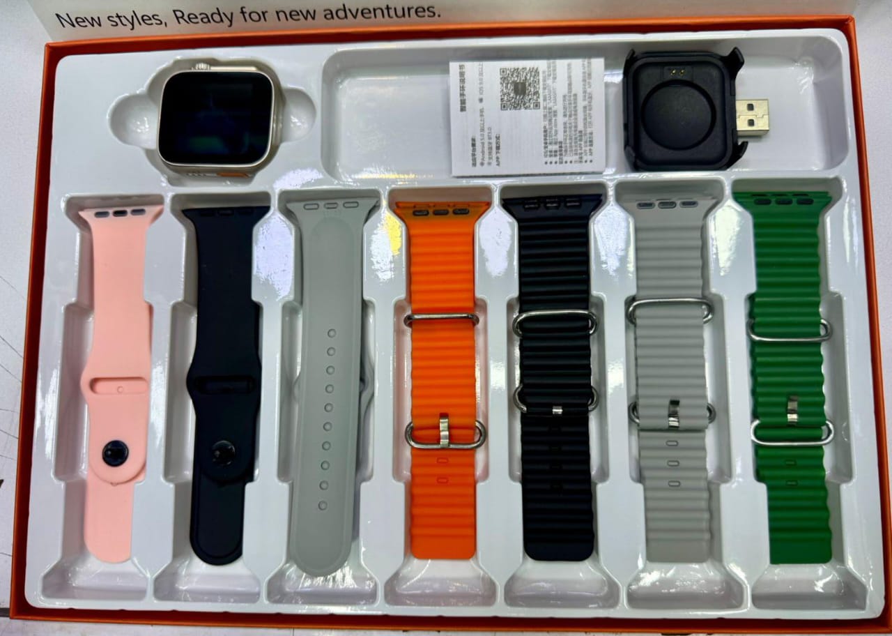 ULTRA 9 (7+1) – Smart Watch Gift Box