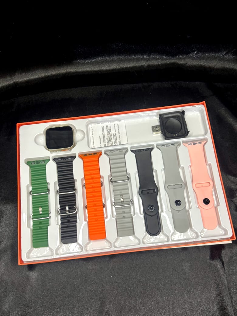 ULTRA 9 (7+1) – Smart Watch Gift Box